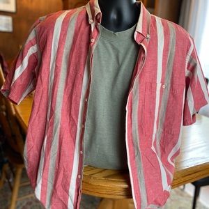 Van Heusn Gear 100% cotton button up shirt. Pink, white,gray stripes.